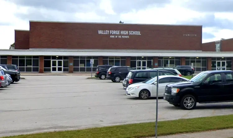 18-Year-Old Student Dies by Suicide at High School Cafeteria